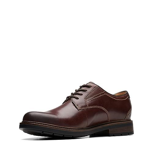 Clarks Men's Un Shire Low Black Leather