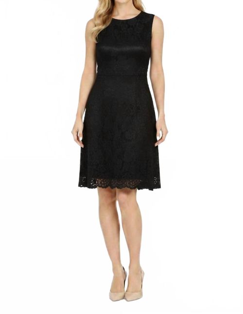 Sleeveless Lace Dress In Black
