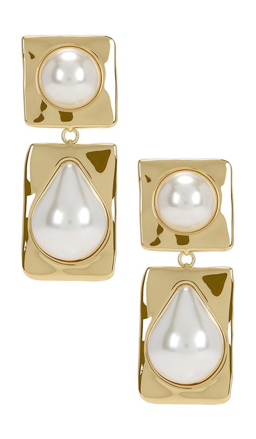Retrofete Savannah Pearl Drop Earring in Metallic Gold