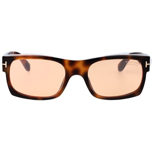 Tom Ford Squared Sunglasses Ft1181/S 53 E