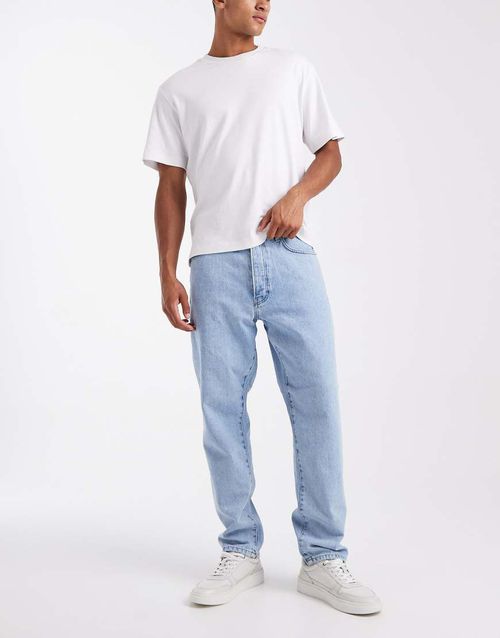 Tye loose tapered fit jeans in light wash-Blue