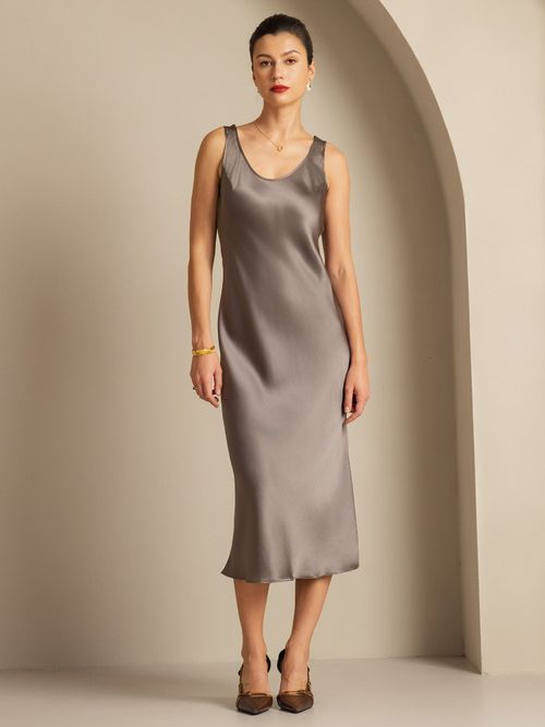 100% Mulberry Silk Sleeveless U Neck Midi Long Dress