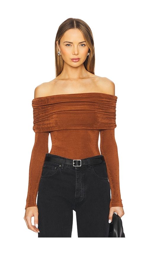 SEROYA Nora Top in Brown. - L also in