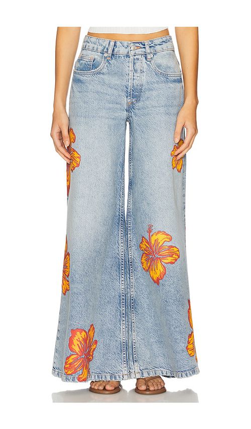 Free People Palisades Wide Leg Jeans in Blue. -  29 also in 24, 25, 26