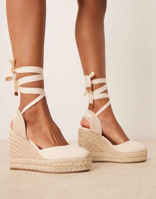 ASOS DESIGN Tyra closed toe wedges in natural linen-Neutral