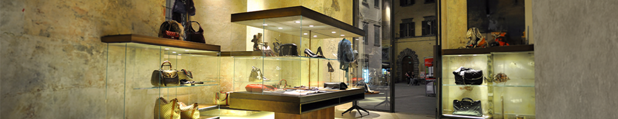 25% Off Select Sale Items at Eleonora Bonucci