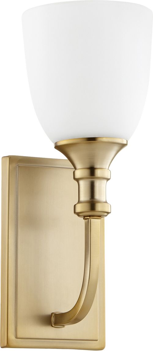 Quorum Richmond Wall Sconce in Aged Bra