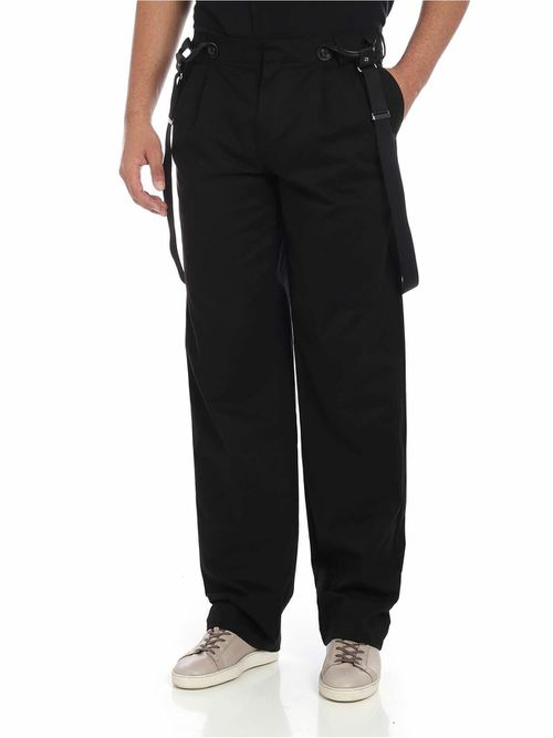 Black pants with pleats