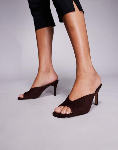 Husky mid heeled mules in chocolate suedette-Brown