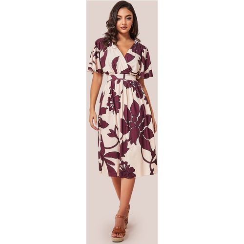 Goddiva Leaf Print Flutter Sleeve Midi - Crea