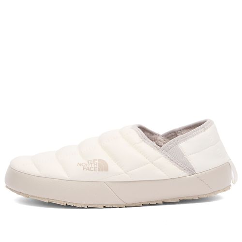Women's Thermoball Traction Mule in Gardenia White/Silver Grey