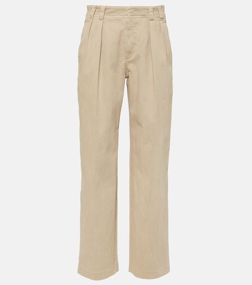Pleated jeans