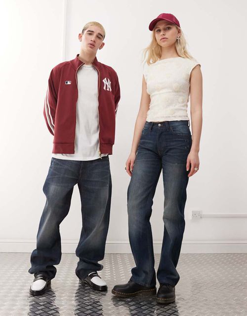 Unisex Anti rigid straight leg jeans in vintage blue wash