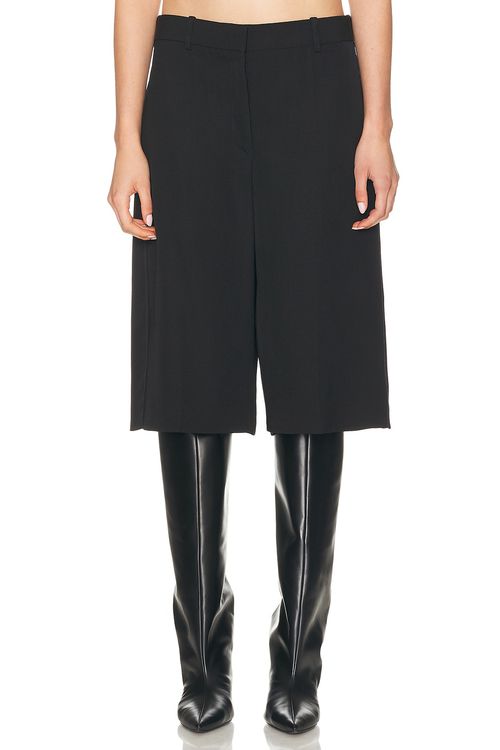Jil Sander 73 Trouser Short in Black - Black.  40 also in