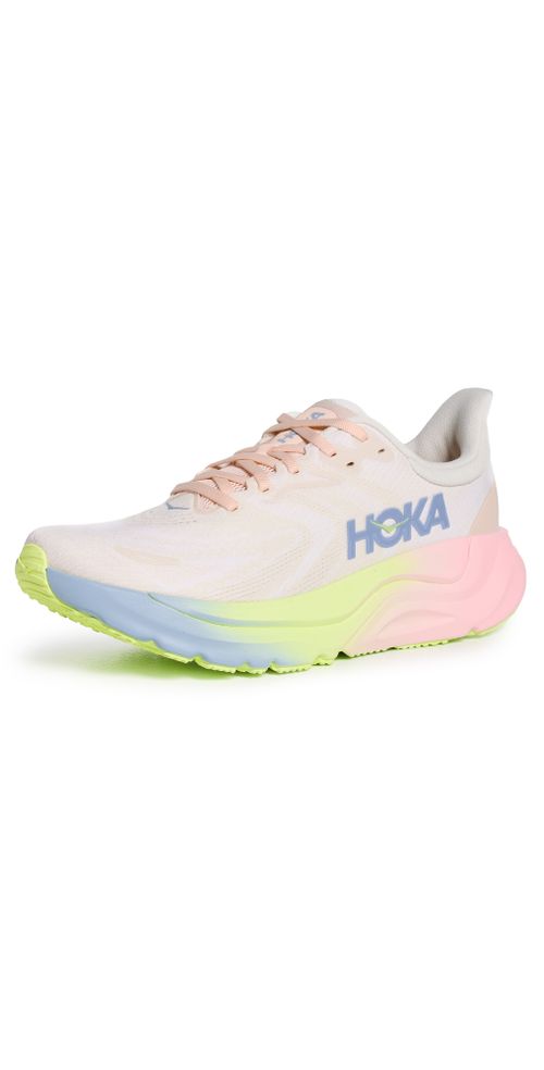 Arahi 8 Sneakers Alabaster/Tangerine Glow