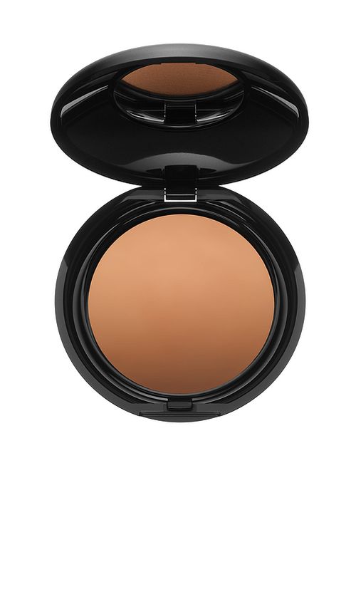 PAT McGRATH LABS Skin Fetish: Sublime Perfection Blurring Under-Eye Powder in Amber. a