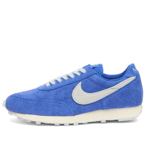 Daybreak Suede SP Sneaker in Hyper Royal/Photon Dust. Sail/Pale Ivory