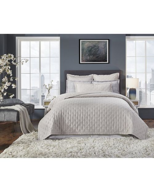 Oscar Tufted Cotton Sateen Quilt