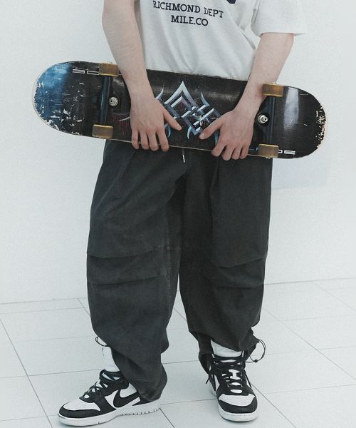 themile 남성 CN Piece Dying Balloon Pants 