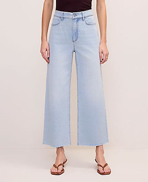 Ann Taylor The Wide-Leg Crop Jean — Curvy Fit