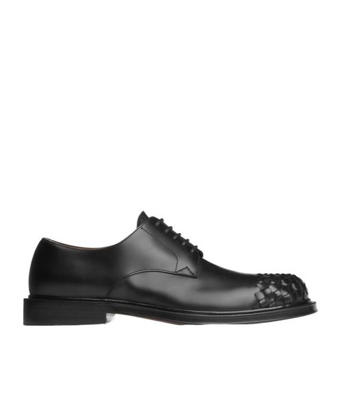 James Lace-Up Shoe