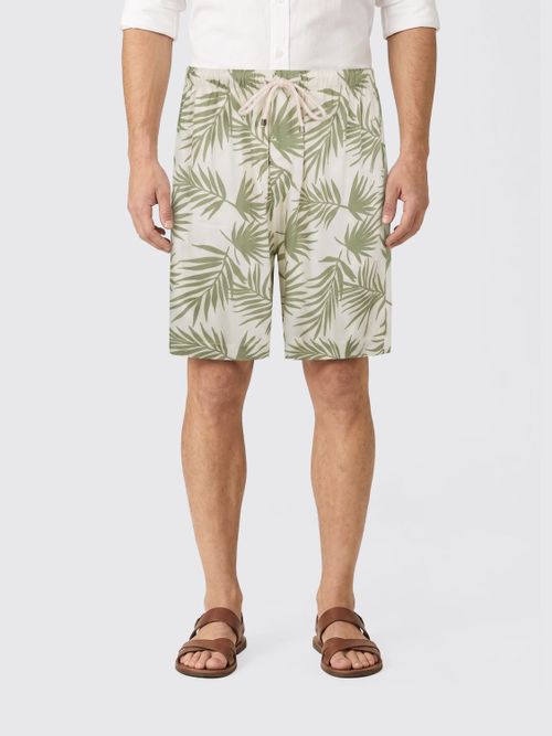 Shorts Men color White