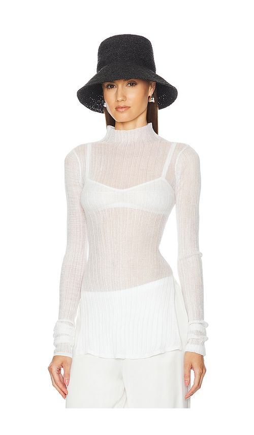 Helsa Justin Knit Top in Optic White - White. M also in