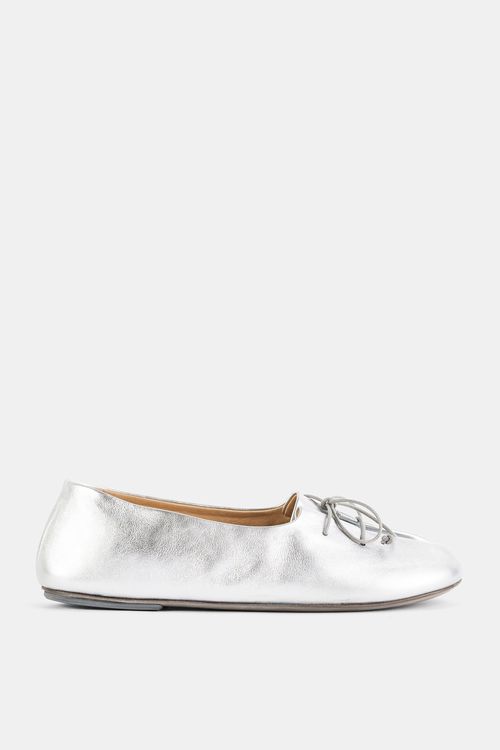 Flat — Silver