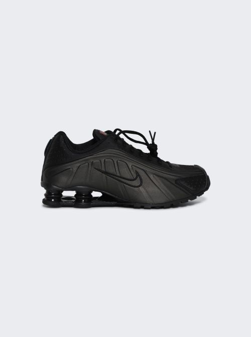 Shox R4 Sneakers Black And Black-black-bright Crimson