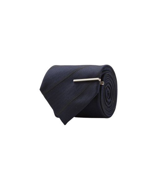 Necktie