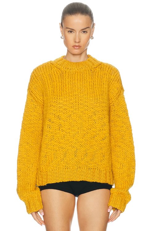 Amiya Nuvola Scarf And Sweater in Mustard