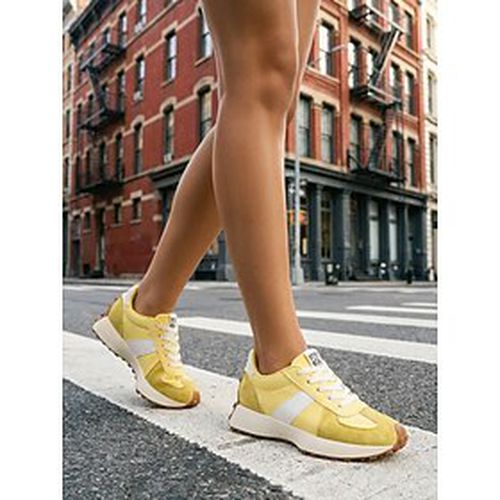 Lightinthebox Women's Retro White Grey Platform Sneakers - Casual Chunky Dad Shoes with Black Contrast Stripe for Daily Streetwear, Urban Commuting City Walking