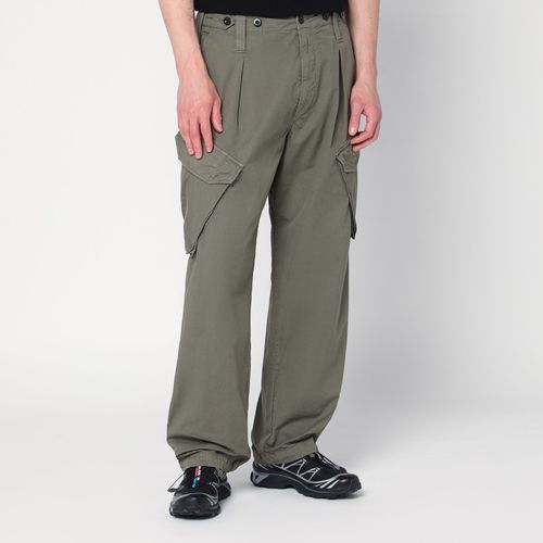 Military green cargo pants in cotton