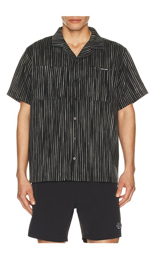 Maui and Sons Ashline Short Sleeve Shirt in Black. XL/1X also in S