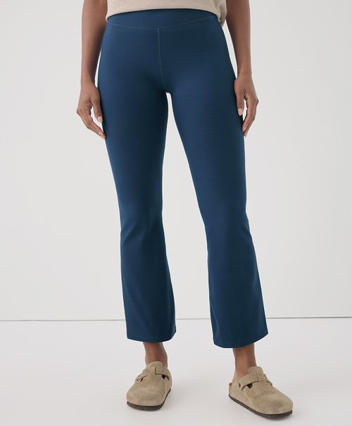 Women's French Navy On the Go-To Cropped Bootcut Legging