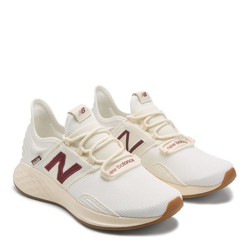 Men's Fresh Foam Roav Running Shoes (Off White/Red/Gum)