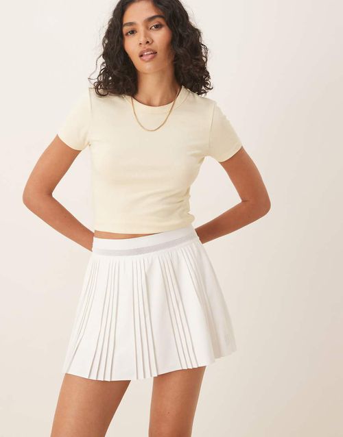 Pleated tennis skirt in white