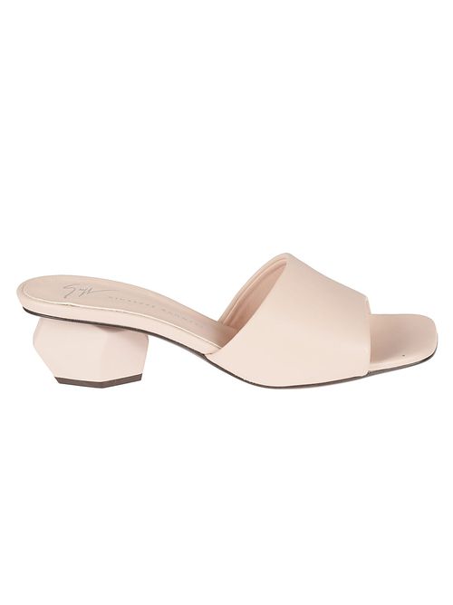 Curvy 45 Sandals