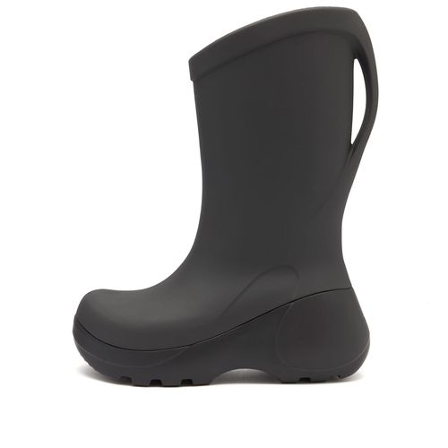 Hydra Boot in Black Sand