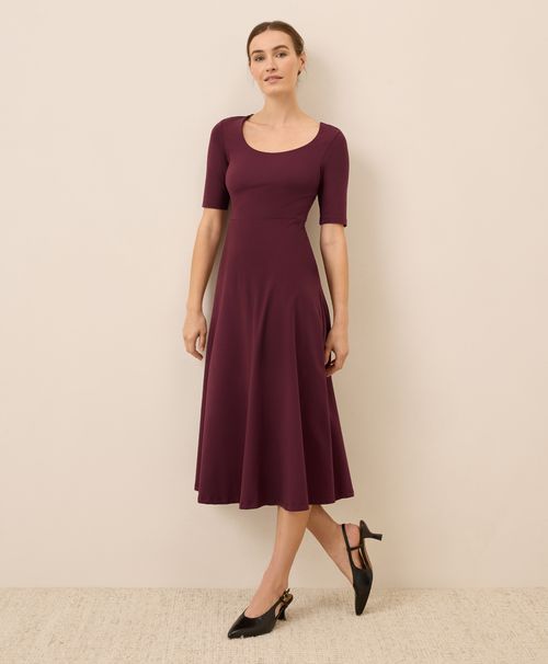 Women's Windsor Wine Fit & Flare Signature Scoop Dre