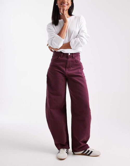 High waist barrel jean in burgundy-Red
