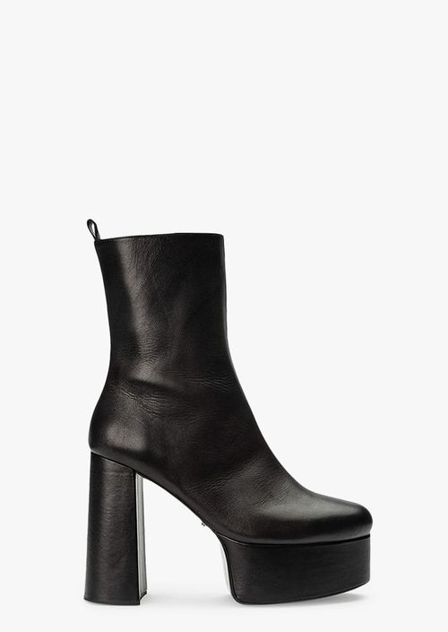 Tyra Black Como Ankle Boots