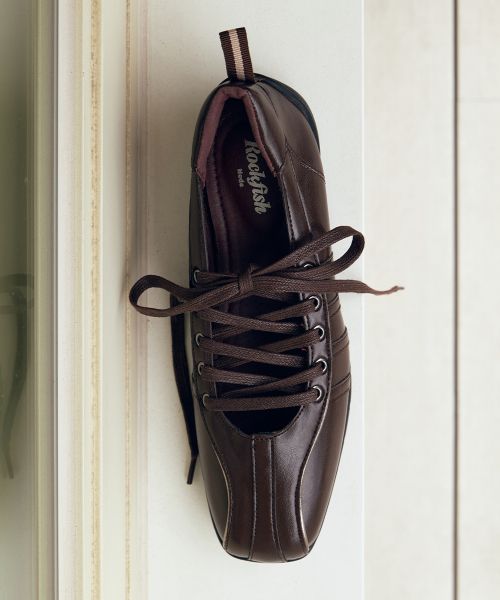 BLISS LACEUP SNEAKERS V2