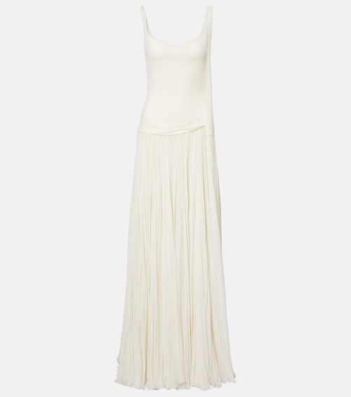 Crêpe gown